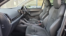 2025 (75) SKODA KAROQ 1.5 TSI SE L Edition 5dr 5624024