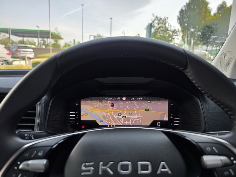 2025 (75) SKODA KAROQ 1.5 TSI SE L Edition 5dr 5624035