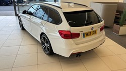 2017 (17) BMW 3 SERIES 330d xDrive M Sport 5dr Step Auto 3058947