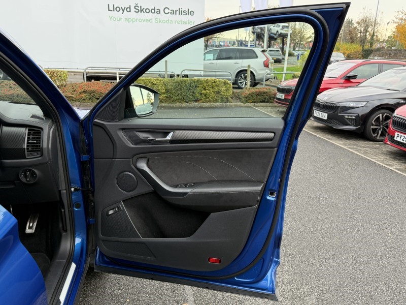 2023 (23) SKODA KODIAQ 2.0 TSI 190 Sport Line 4x4 5dr DSG [7 Seat] 4752040