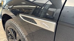 2021 (71) JAGUAR F-PACE 2.0 D200 R-Dynamic SE 5dr Auto AWD 5195706