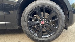 2021 (71) JAGUAR F-PACE 2.0 D200 R-Dynamic SE 5dr Auto AWD 5195694