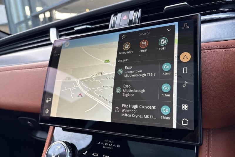 2021 (71) JAGUAR F-PACE 2.0 D200 R-Dynamic SE 5dr Auto AWD 5195697