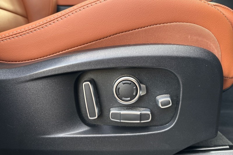 2021 (71) JAGUAR F-PACE 2.0 D200 R-Dynamic SE 5dr Auto AWD 5195710