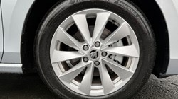 2025 (74) SKODA SUPERB 1.5 TSI e-TEC SE Technology 5dr DSG 4690786