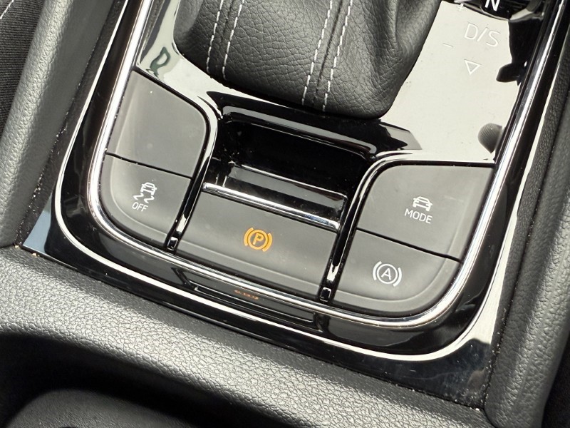 2023 (23) SKODA KAROQ 2.0 TSI Sportline 4x4 5dr DSG 4725808