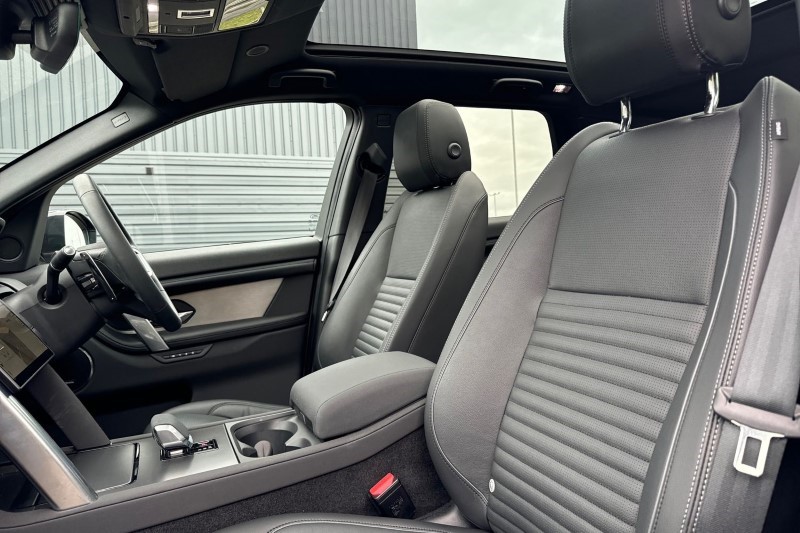 2024 (24) LAND ROVER DISCOVERY SPORT 1.5 P300e Dynamic SE 5dr Auto [5 Seat] 3485816