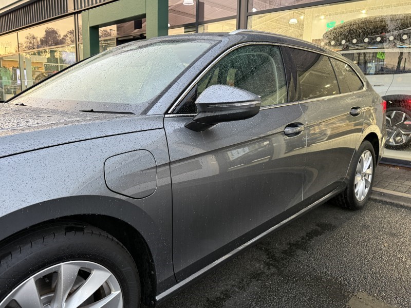 2024 (74) SKODA SUPERB 1.5 TSI iV SE Technology DSG 5dr 4760001