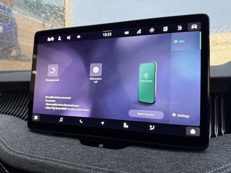 2024 (74) SKODA SUPERB 1.5 TSI iV SE Technology DSG 5dr 4760036