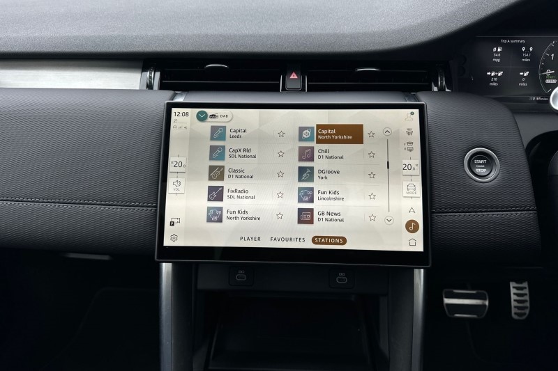 2024 (24) LAND ROVER DISCOVERY SPORT 1.5 P300e Dynamic SE 5dr Auto [5 Seat] 3485808