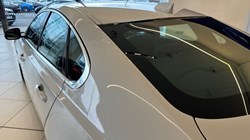 2017 (67) JAGUAR XF 2.0d [240] Portfolio 4dr Auto 3064357