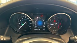 2017 (67) JAGUAR XF 2.0d [240] Portfolio 4dr Auto 3064343