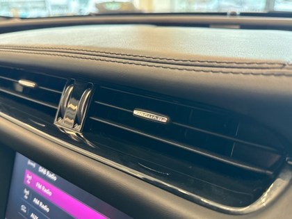 2017 (67) JAGUAR XF 2.0d [240] Portfolio 4dr Auto