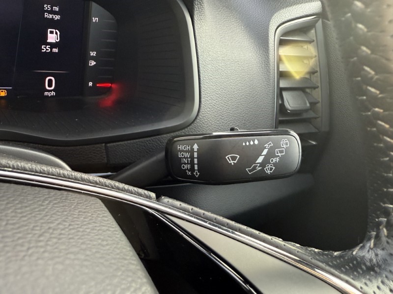 2022 (72) SKODA KAROQ 1.5 TSI Sportline 5dr 4708935