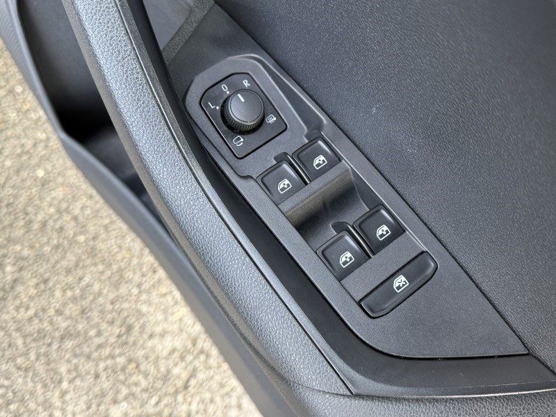 2022 (72) SKODA KAROQ 1.5 TSI Sportline 5dr 4708923