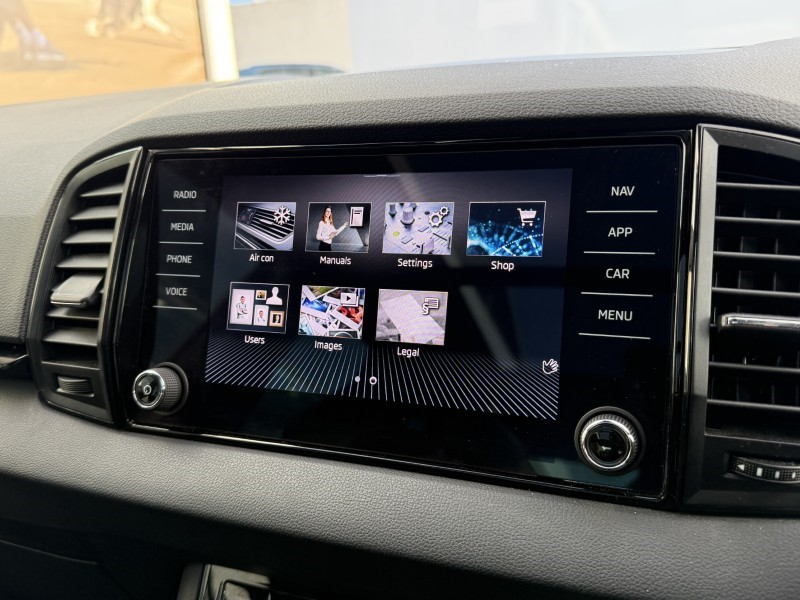 2022 (72) SKODA KAROQ 1.5 TSI Sportline 5dr 4708945