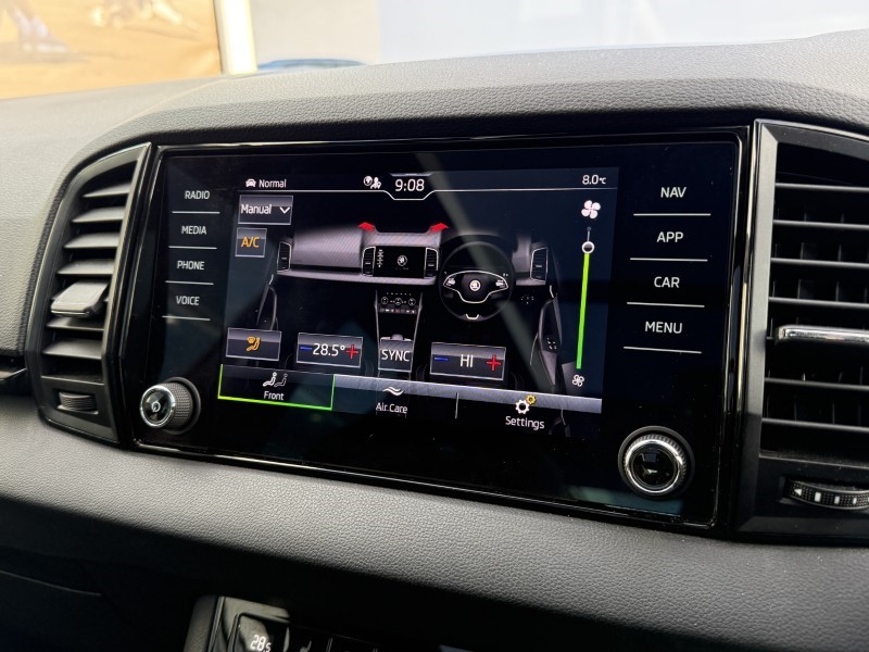 2022 (72) SKODA KAROQ 1.5 TSI Sportline 5dr 4708951