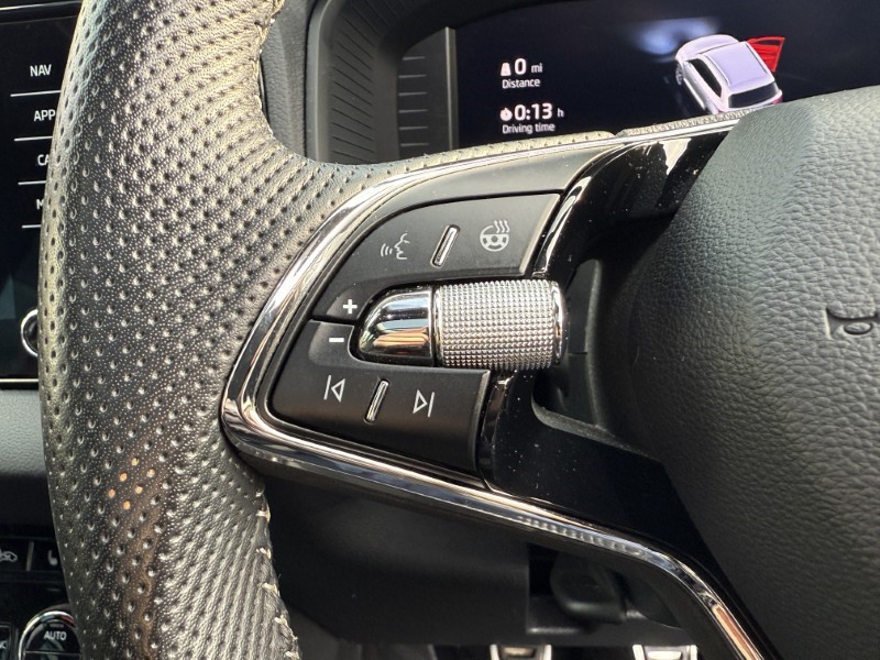 2022 (72) SKODA KAROQ 1.5 TSI Sportline 5dr 4708932