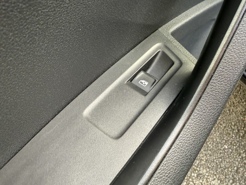 2022 (72) SKODA KAROQ 1.5 TSI Sportline 5dr 4708955