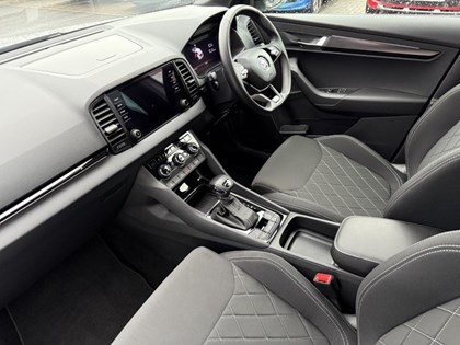 2024 (24) SKODA KAROQ 2.0 TSI Sportline 4x4 5dr DSG