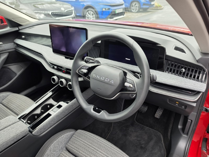 2025 (75) SKODA SUPERB 2.0 TDI SE Technology 5dr DSG 5431272