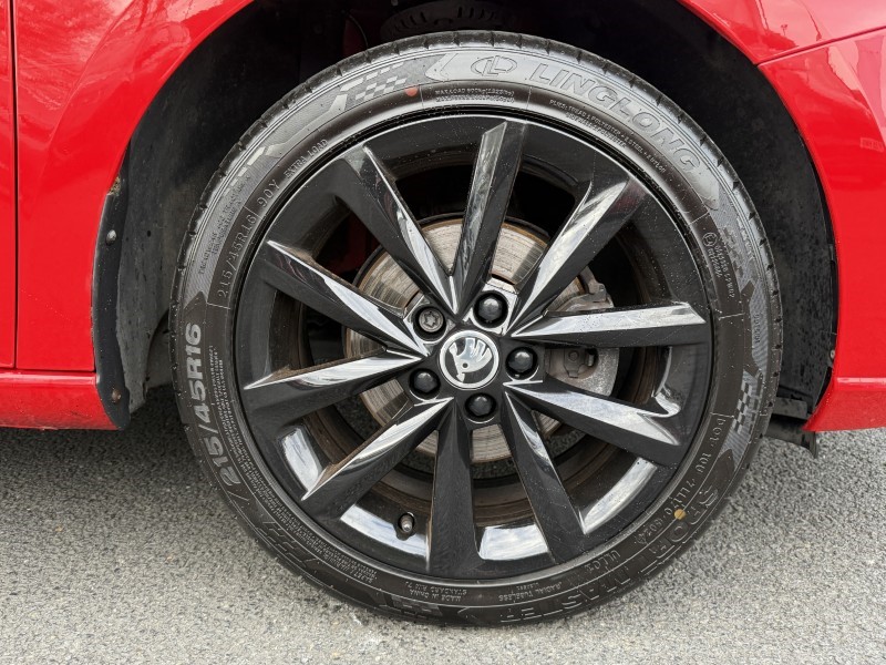 2020 (20) SKODA FABIA 1.0 TSI Colour Edition 5dr 4803397