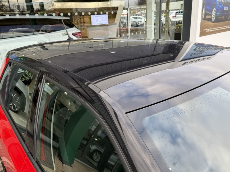 2020 (20) SKODA FABIA 1.0 TSI Colour Edition 5dr 4803387