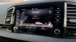 2023 (23) SKODA KAROQ 1.5 TSI SE L 5dr 4796365