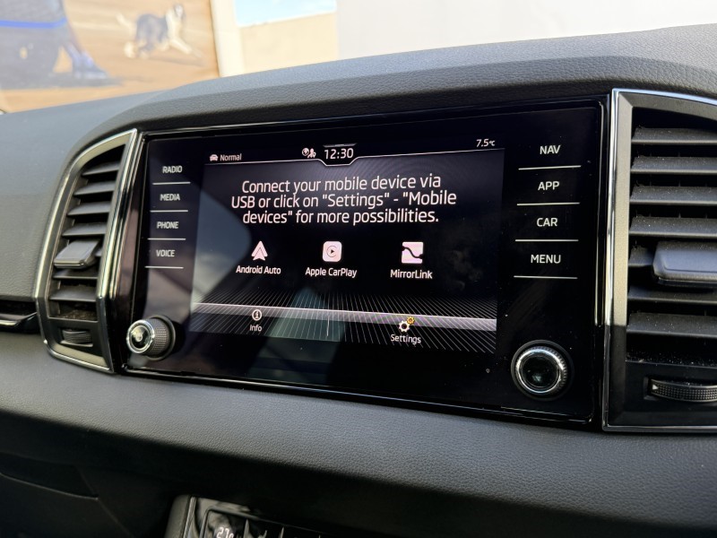 2023 (23) SKODA KAROQ 1.5 TSI SE L 5dr 4796364