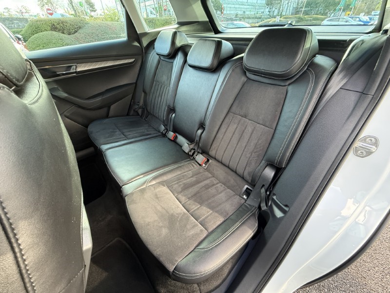 2023 (23) SKODA KAROQ 1.5 TSI SE L 5dr 4796377