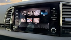 2023 (23) SKODA KAROQ 1.5 TSI SE L 5dr 4796367