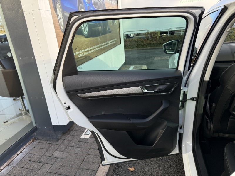 2023 (23) SKODA KAROQ 1.5 TSI SE L 5dr 4796378