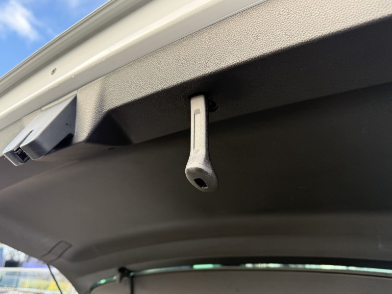 2023 (23) SKODA KAROQ 1.5 TSI SE L 5dr 4796337