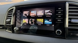 2023 (23) SKODA KAROQ 1.5 TSI SE L 5dr 4796366