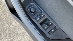 2023 (23) SKODA KAROQ 1.5 TSI SE L 5dr 4796345