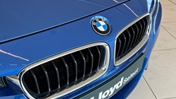 2017 (17) BMW 3 SERIES 330e M Sport 4dr Step Auto 3090877