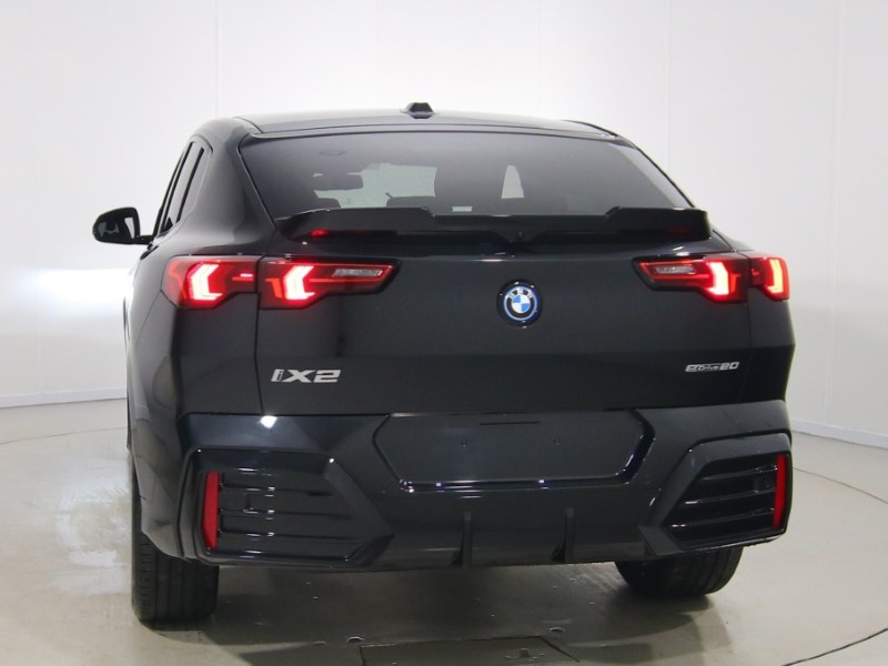  BMW iX2 eDrive20 Shadow Edition 65kWh 5dr 5235876