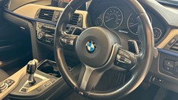 2017 (17) BMW 3 SERIES 330e M Sport 4dr Step Auto 3090858