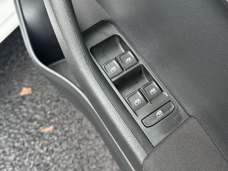 2021 (21) SKODA FABIA 1.0 TSI Monte Carlo 5dr DSG 4819764