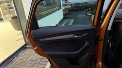2022 (72) SKODA KAROQ 1.5 TSI SE L 5dr 4813336