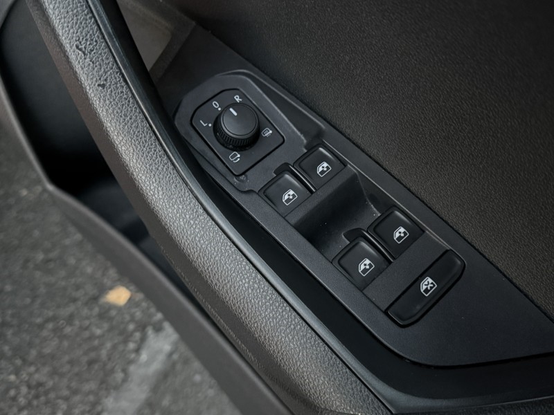 2022 (72) SKODA KAROQ 1.5 TSI SE L 5dr 4813305