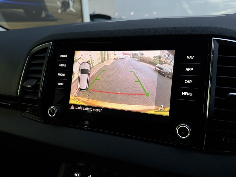 2022 (72) SKODA KAROQ 1.5 TSI SE L 5dr 4813320