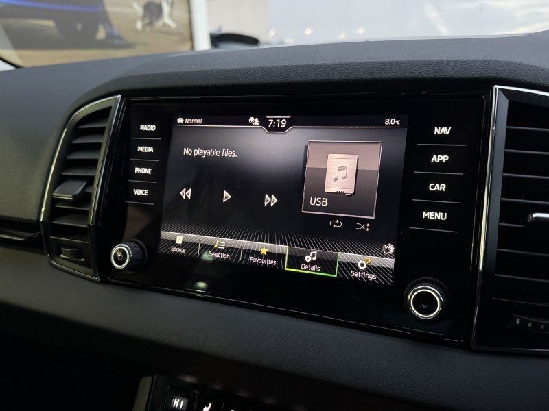 2022 (72) SKODA KAROQ 1.5 TSI SE L 5dr 4813322