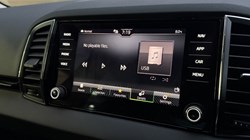 2022 (72) SKODA KAROQ 1.5 TSI SE L 5dr 4813322