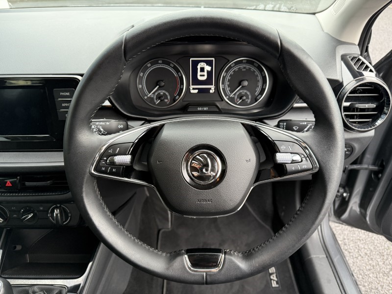 2023 (73) SKODA FABIA 1.0 MPI 80 SE Comfort 5dr 4888206