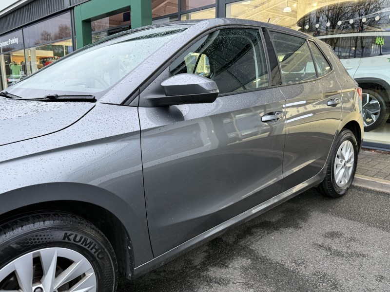 2023 (73) SKODA FABIA 1.0 MPI 80 SE Comfort 5dr 4888189