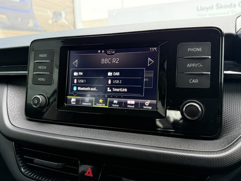 2023 (73) SKODA FABIA 1.0 MPI 80 SE Comfort 5dr 4888211