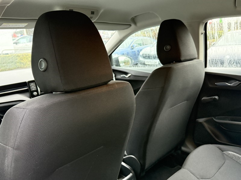 2023 (73) SKODA FABIA 1.0 MPI 80 SE Comfort 5dr 4888227