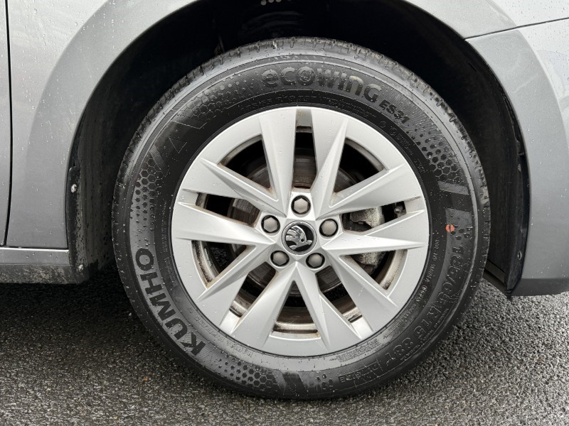 2023 (73) SKODA FABIA 1.0 MPI 80 SE Comfort 5dr 4888199