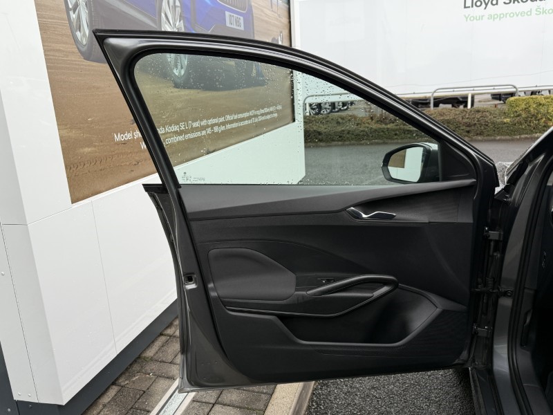 2023 (73) SKODA FABIA 1.0 MPI 80 SE Comfort 5dr 4888218